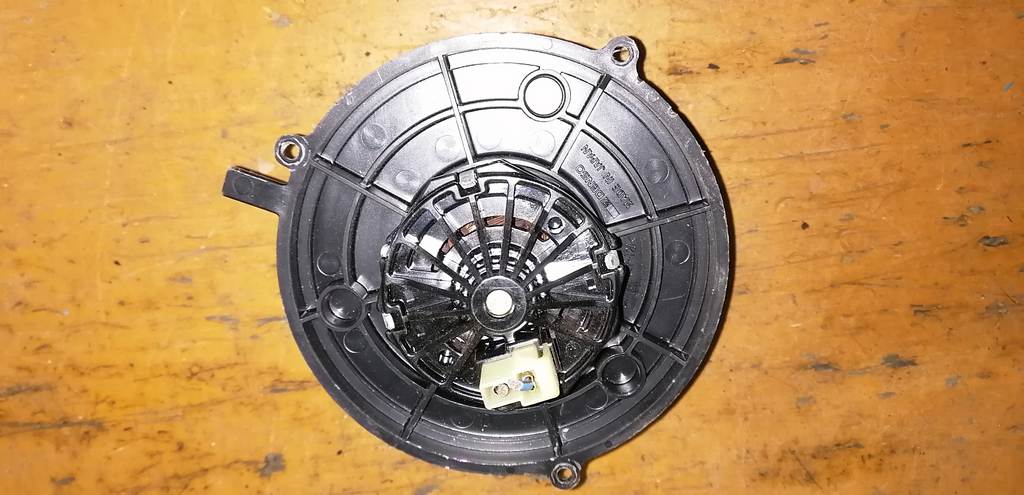 мотор печки Mitsubishi Pajero Mini