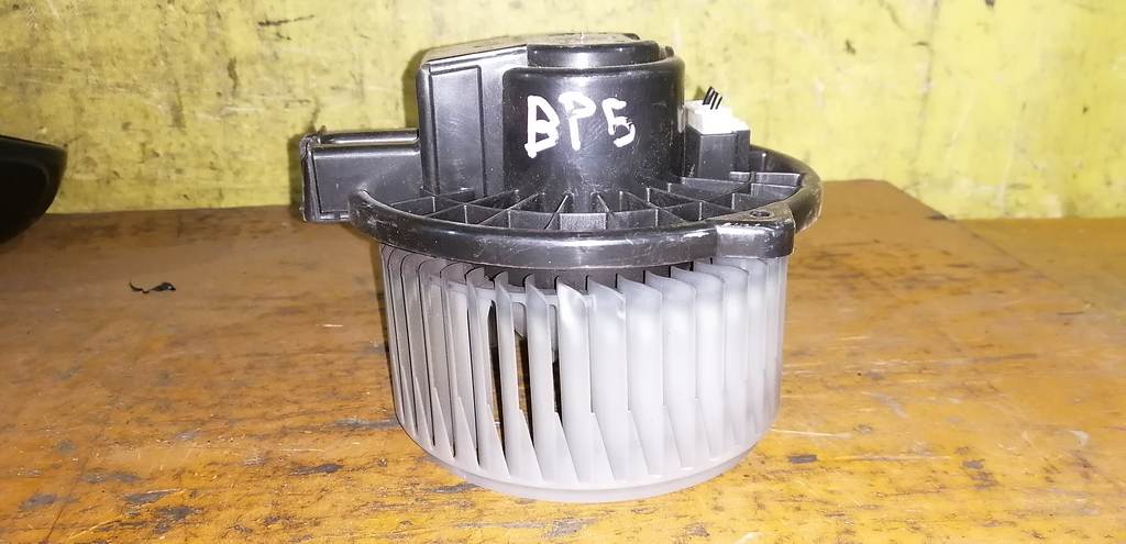 мотор печки Subaru Legacy