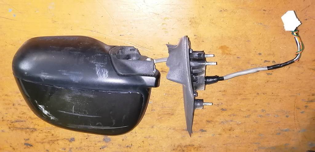 зеркало Mitsubishi Outlander