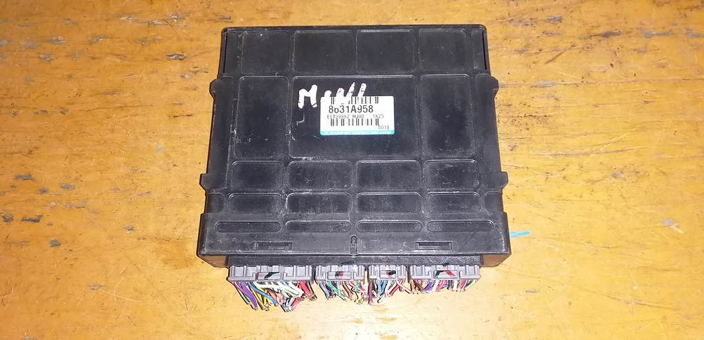 блок управления двс Mitsubishi Pajero Mini