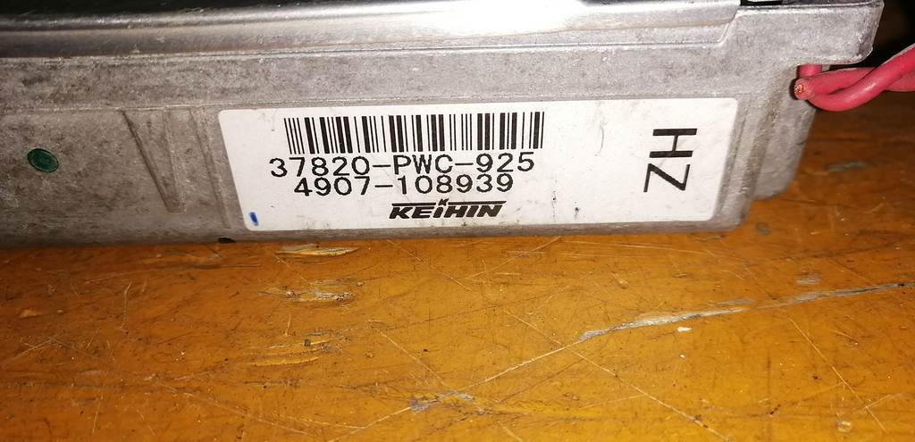 блок управления двс Honda Fit