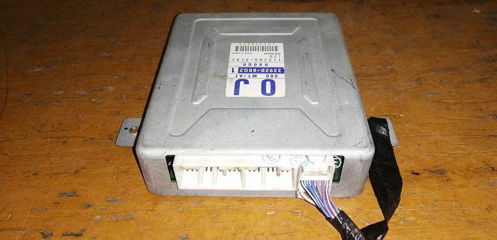 блок управления двс Suzuki Swift