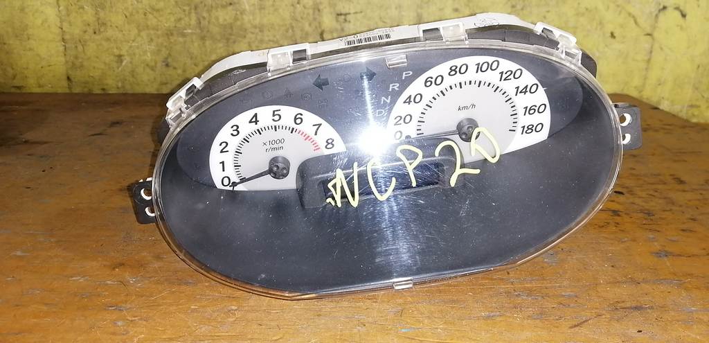 щиток приборов Toyota Funcargo