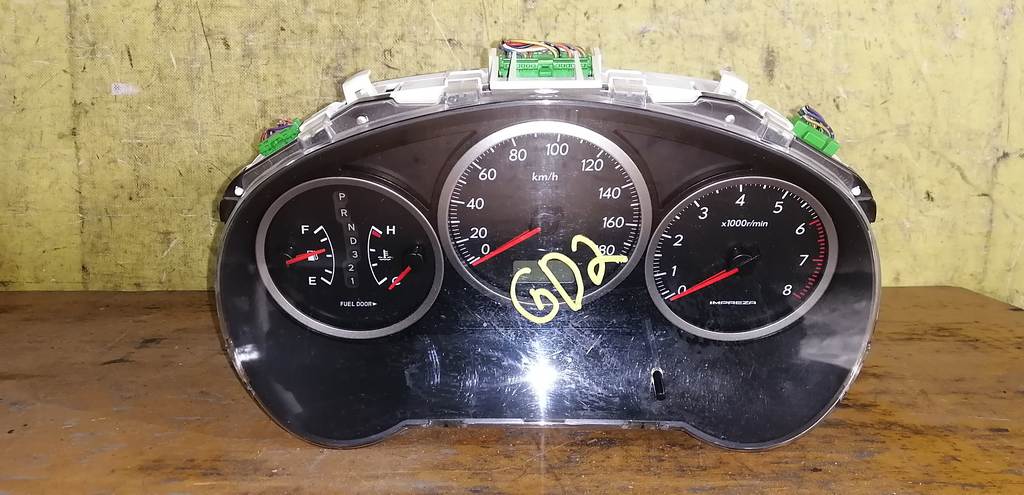щиток приборов Subaru Impreza