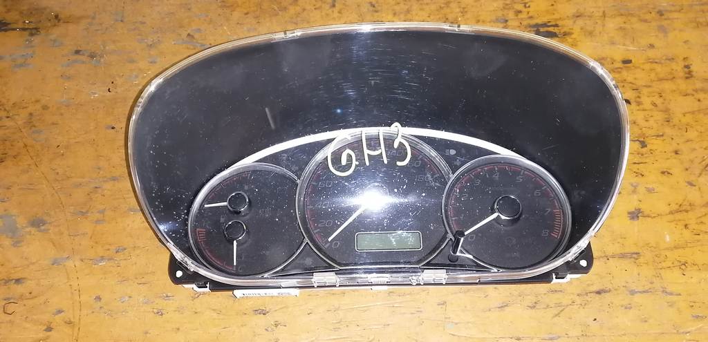 щиток приборов Subaru Impreza