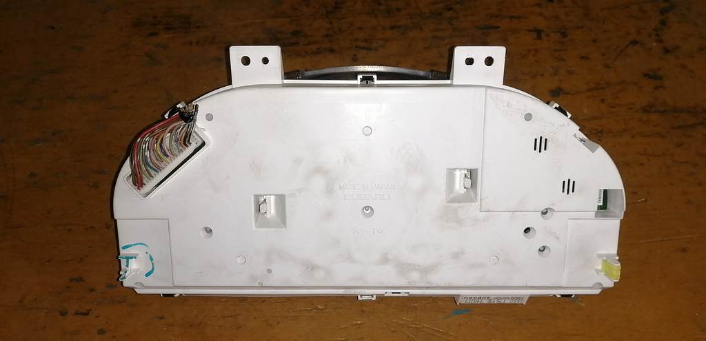 щиток приборов Subaru Impreza