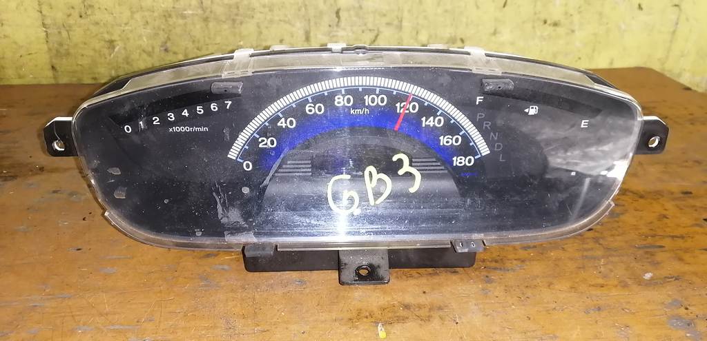 щиток приборов Honda Freed