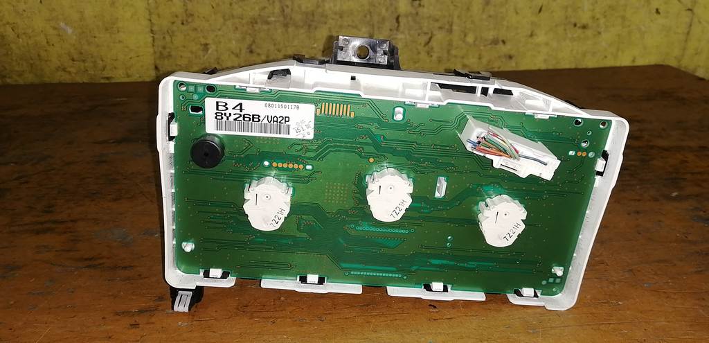 щиток приборов Nissan Note