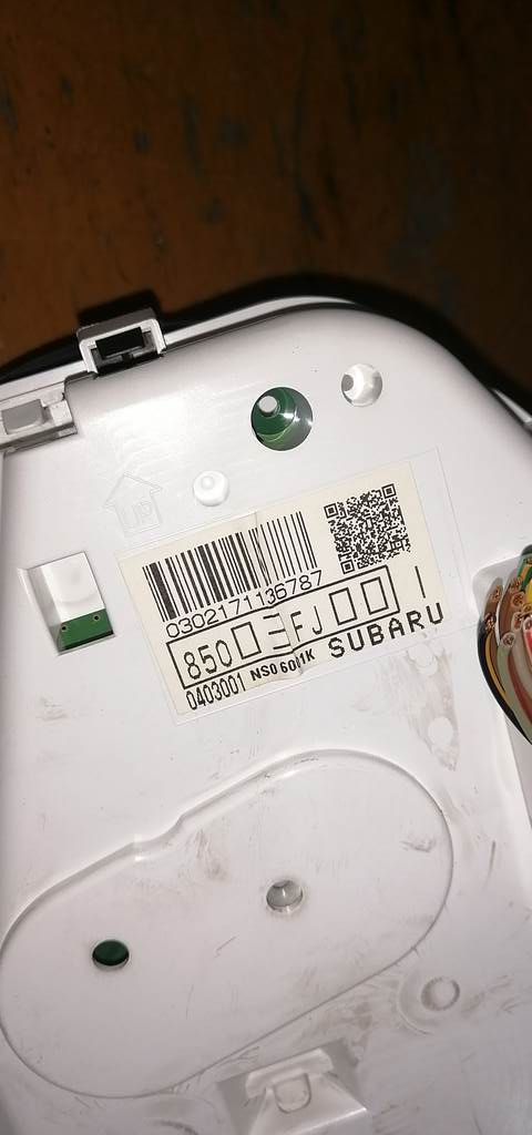 щиток приборов Subaru Impreza