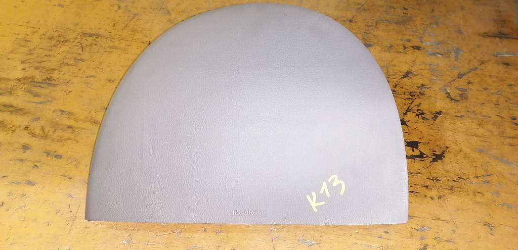 airbag пассажирский Nissan March