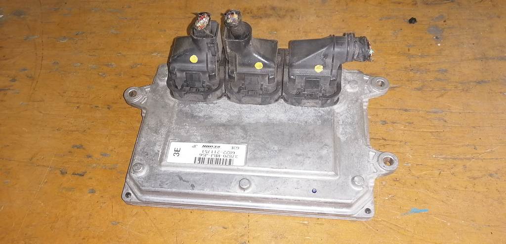 блок управления двс Honda Insight