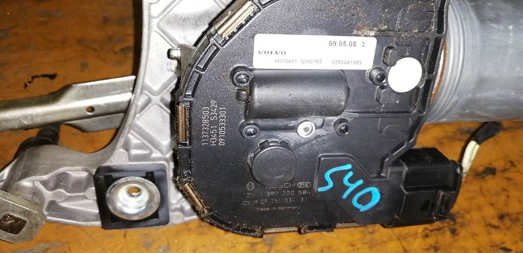 трапеция дворников Volvo S40