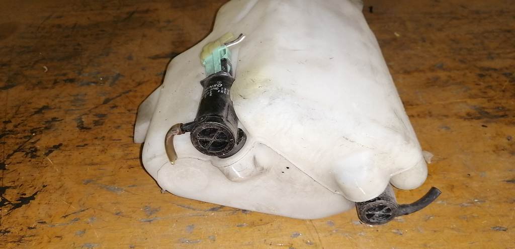 бачок омывателя Honda Element