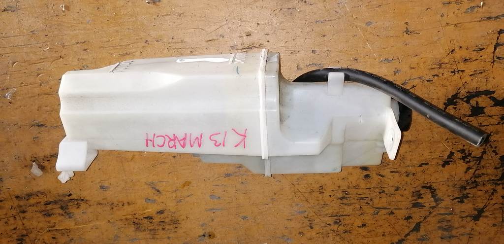 бачок расширительный Nissan March