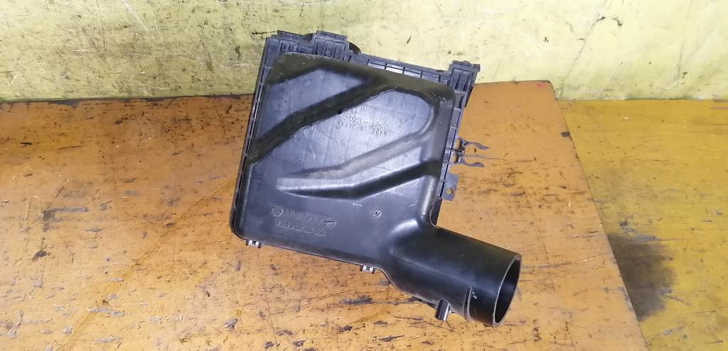 корпус воздушного фильтра Subaru Impreza
