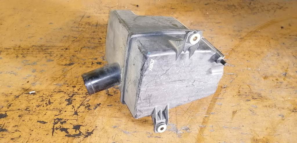 влагоотделитель Nissan Sunny