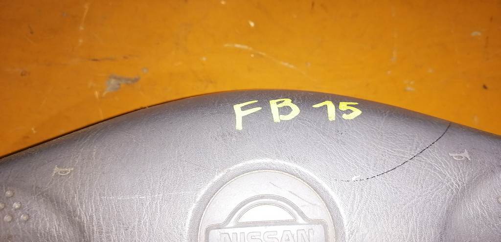 airbag водительский Nissan Sunny