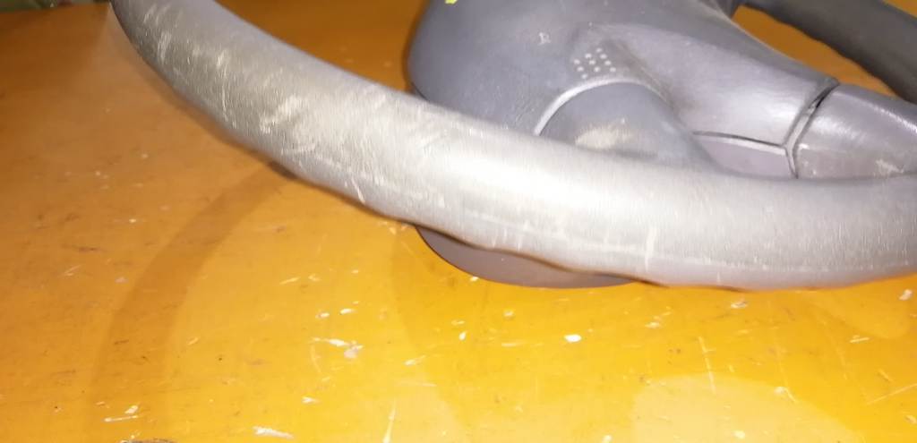 airbag водительский Nissan Sunny