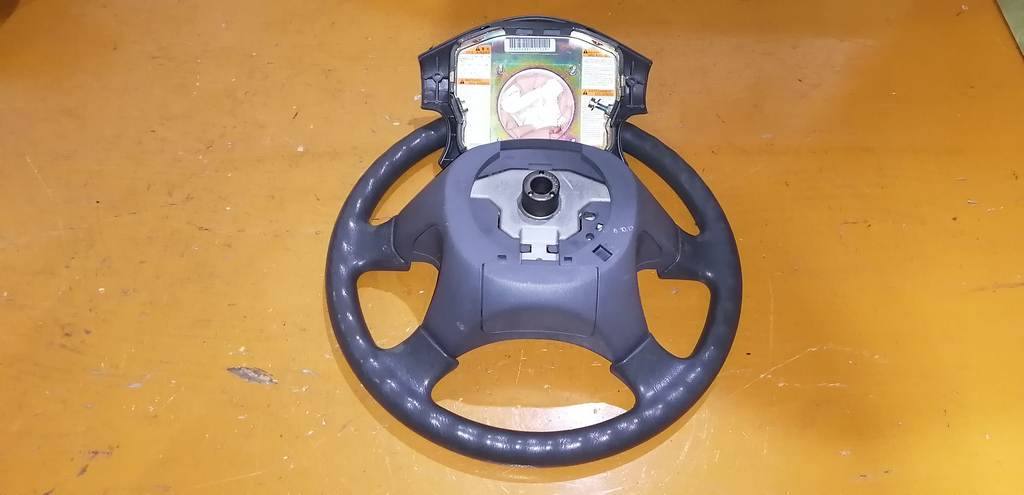 airbag водительский Nissan Sunny