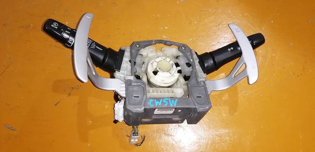 гитара Mitsubishi Outlander