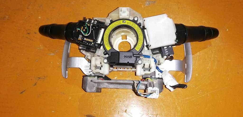 гитара Mitsubishi Outlander