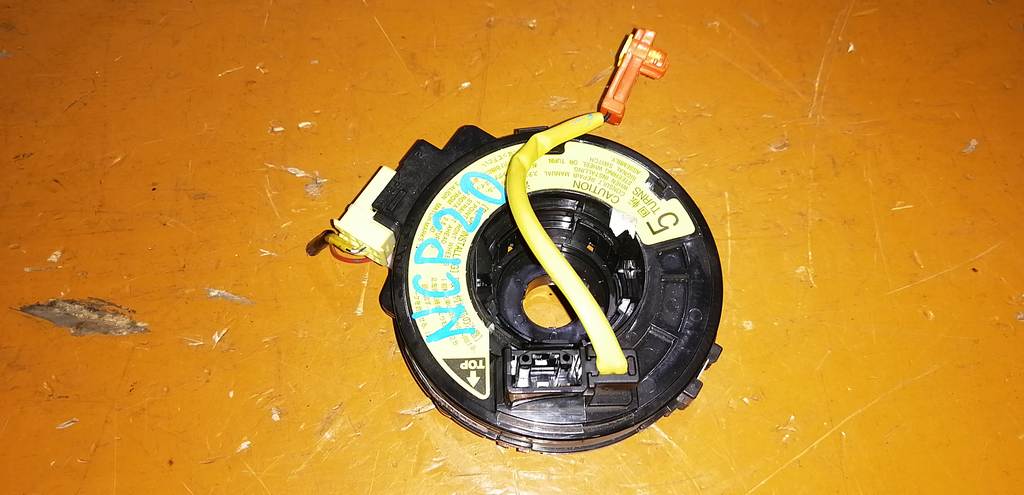 шлейф-лента руля Toyota Funcargo