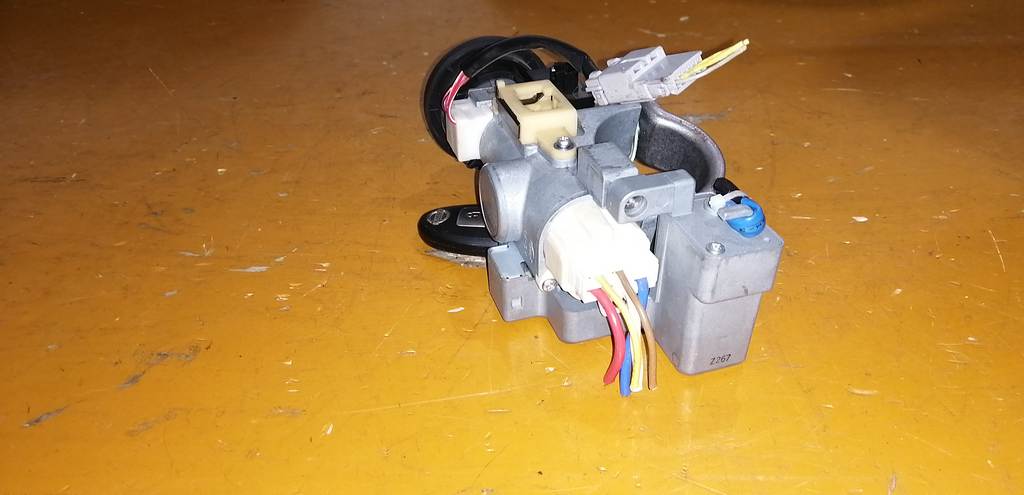 замок зажигания Nissan Note