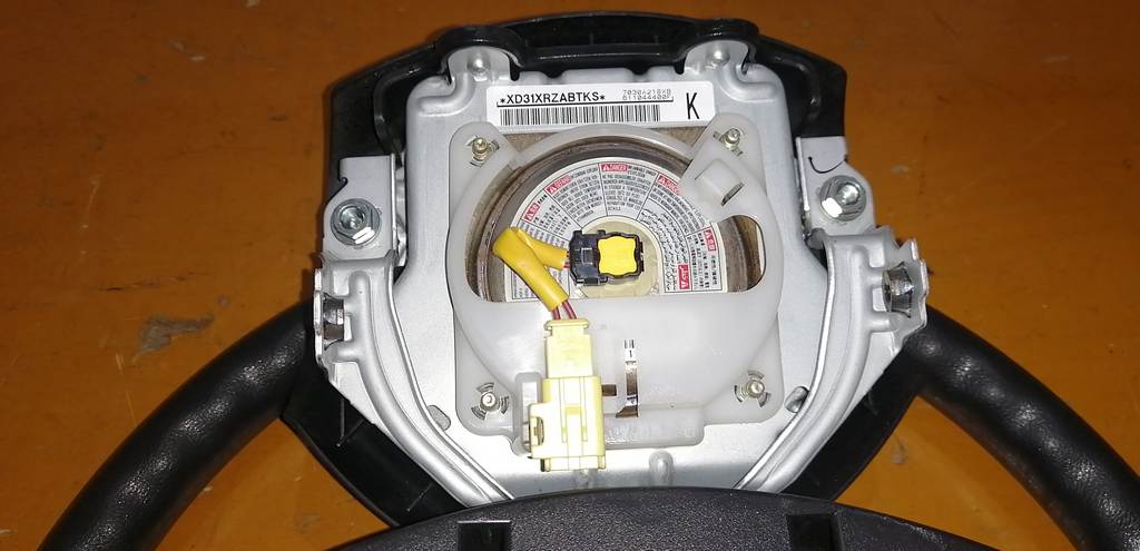 airbag водительский Mitsubishi Pajero Mini