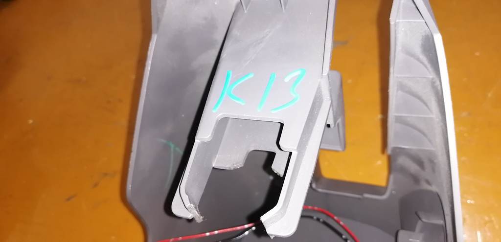 кожух рулевой колонки Nissan March