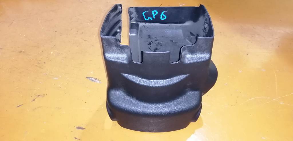 кожух рулевой колонки Subaru Impreza