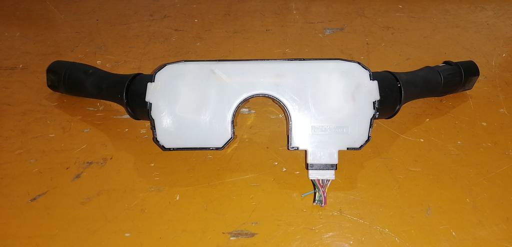 гитара Nissan March