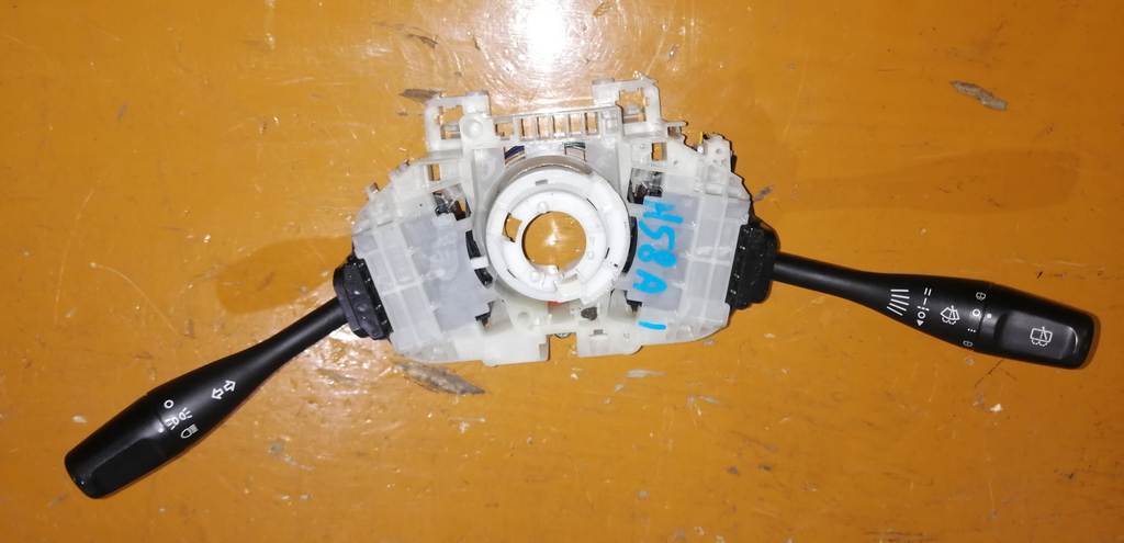 гитара Mitsubishi Pajero Mini