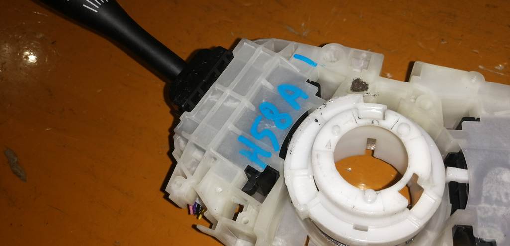 гитара Mitsubishi Pajero Mini