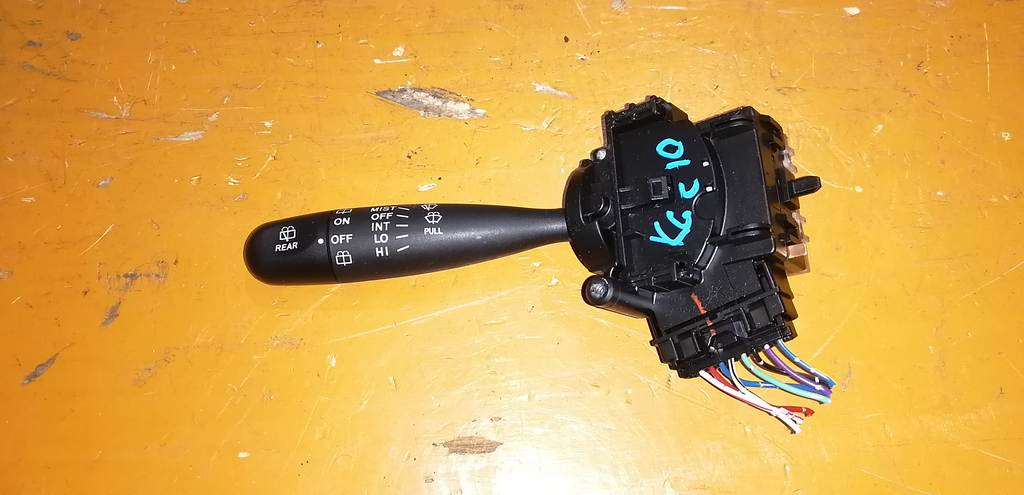 подрулевой переключатель дворников Toyota Passo