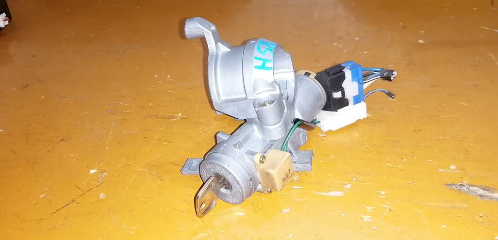 замок зажигания Mitsubishi Pajero Mini