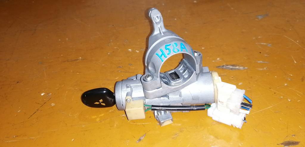 замок зажигания Mitsubishi Pajero Mini