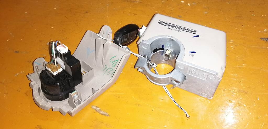 замок зажигания Nissan March