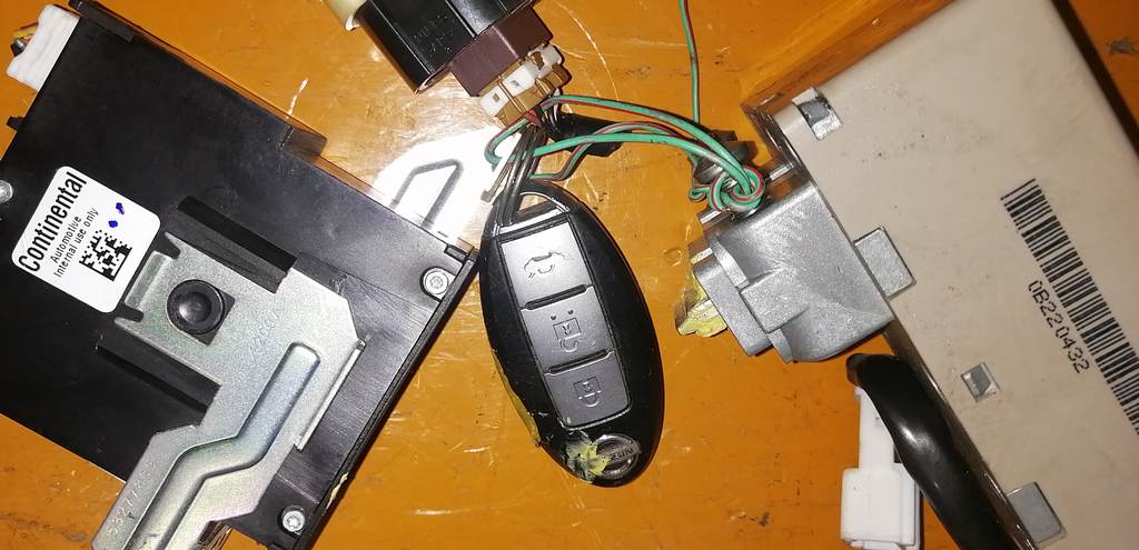 замок зажигания Nissan Teana