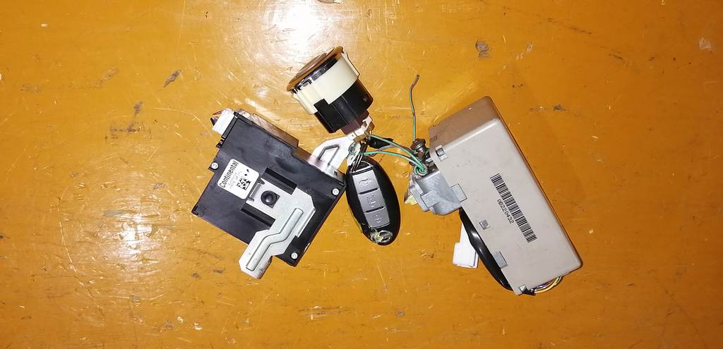 замок зажигания Nissan Teana