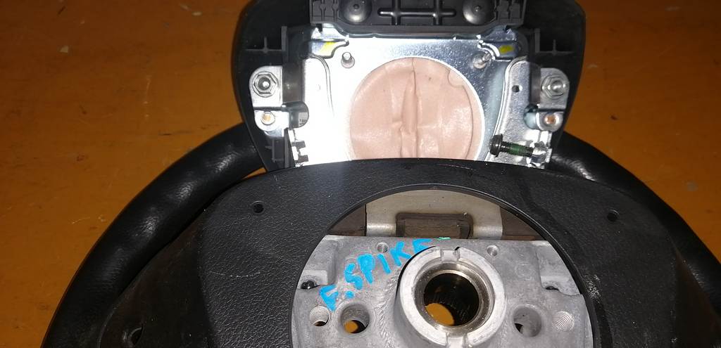 airbag водительский Honda Freed Spike