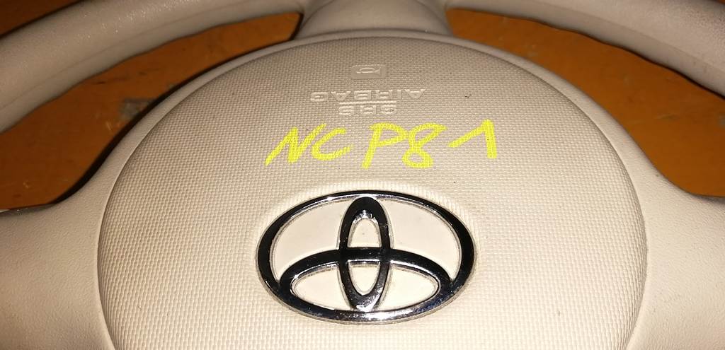 airbag водительский Toyota Sienta