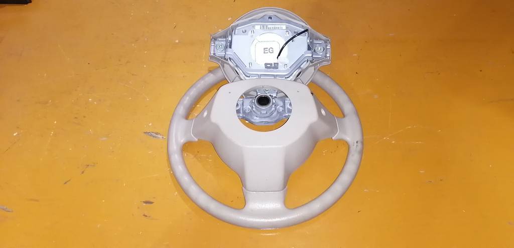 airbag водительский Toyota Sienta