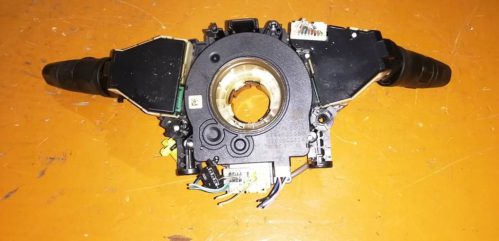 гитара Nissan X-Trail