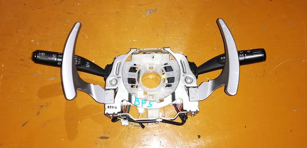 переключатель поворотников и света Subaru Legacy