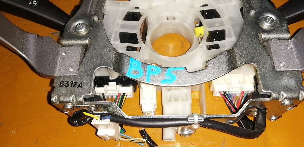 переключатель поворотников и света Subaru Legacy