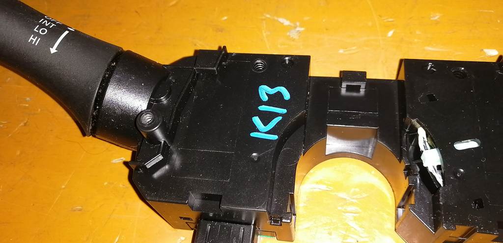 переключатель поворотников и света Nissan March