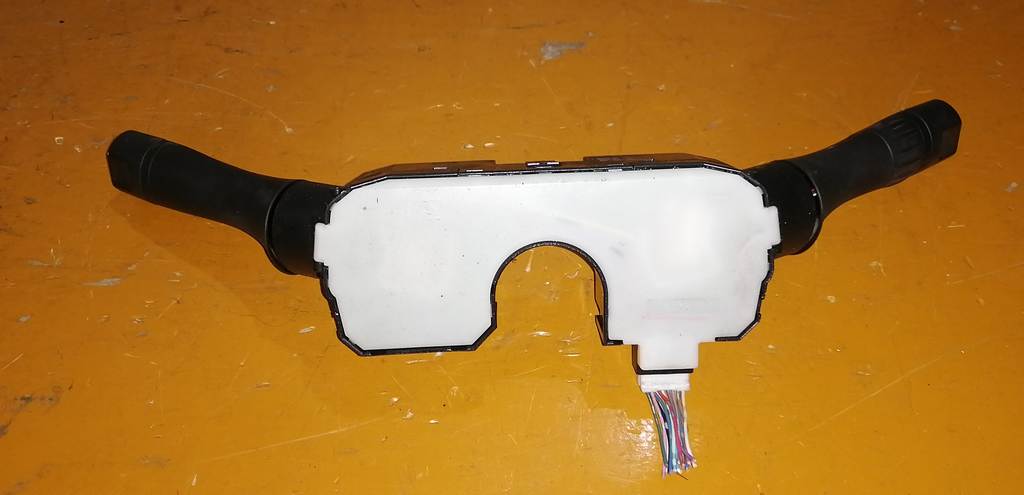 переключатель поворотников и света Nissan March