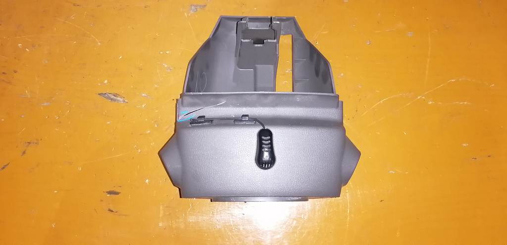 кожух рулевой колонки Nissan March