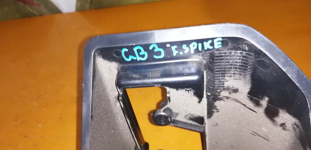 кожух рулевой колонки Honda Freed Spike