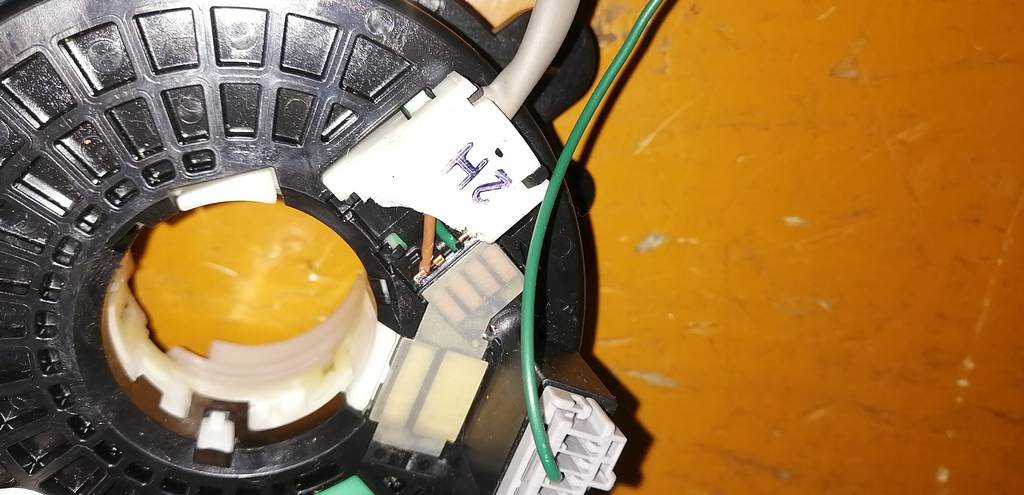 шлейф-лента руля Nissan March